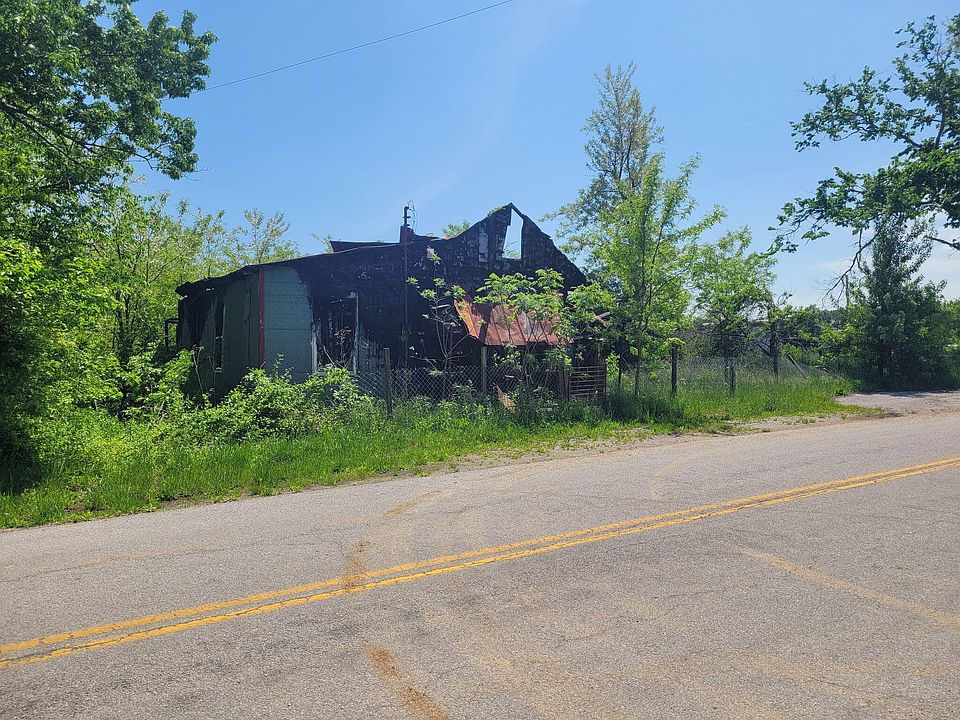 2nd image of 3936 Highway 1275 S