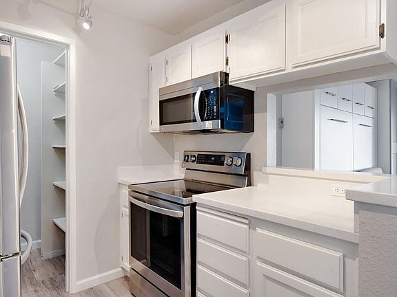 4th image of 853 Woodside Way APT 138
