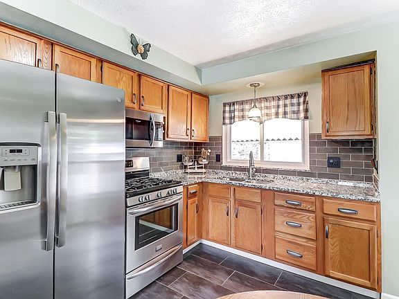 5th image of 2968 Lee Ellen Pl