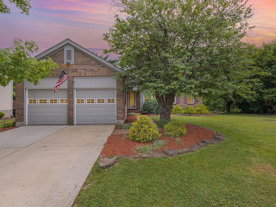 1st image of 15 Stonegate Dr