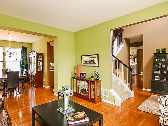4th image of 4837 Bratton Ct