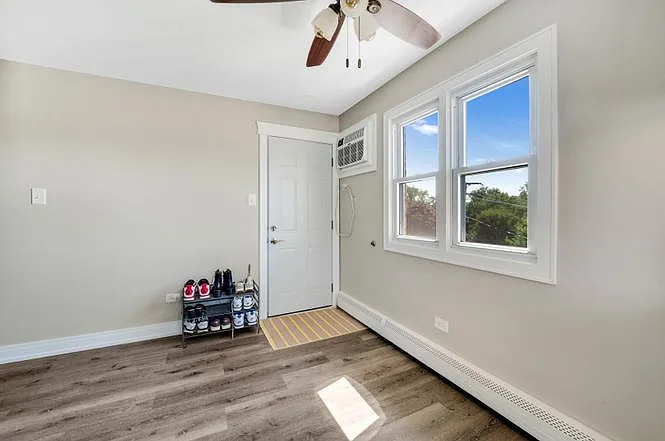 7403 W 71st St #2E — Photo 12