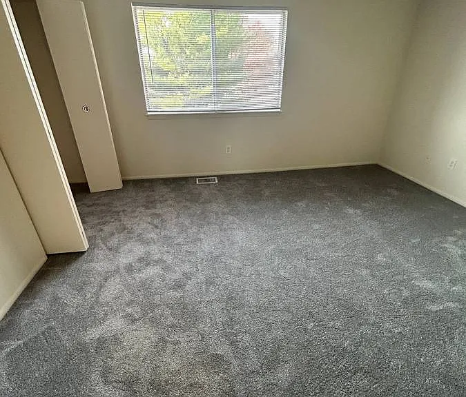 Southview Town Homes, LLC — Photo 25