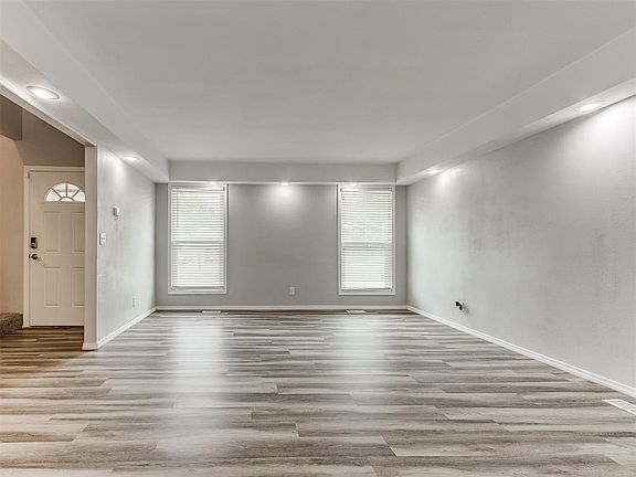 5th image of 16 Tawana Dr