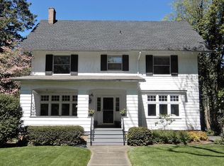 95 Council Rock Ave, Rochester, NY 14610