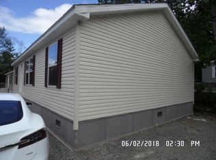 20 Trailer Park Rd, Woodsville, NH 03785