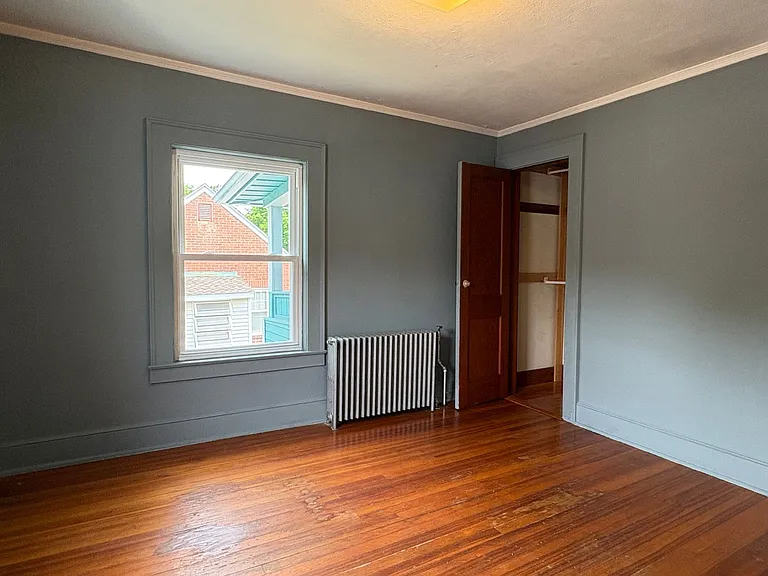 328 Main St - Red Pod — Photo 16