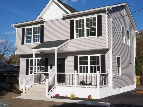 255 Elizabeth Ave, Paulsboro, NJ 08066