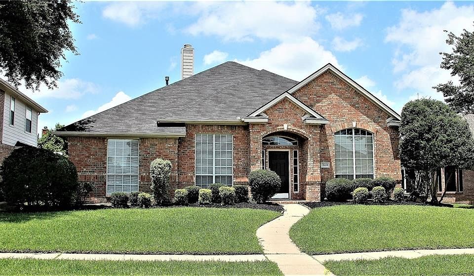 1st image of 10608 Wild Oak Dr