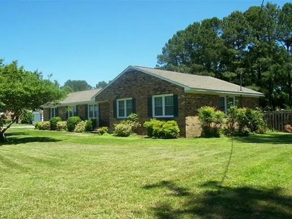 104 McCutcheon St, Franklin, VA 23851