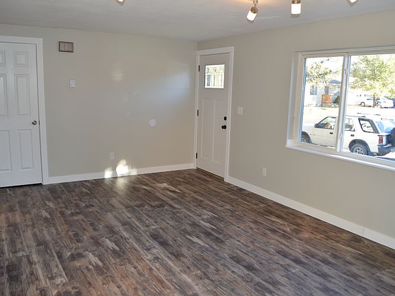 3rd image of 505 W Virginia Pl