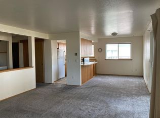 416 S 20th St #C, Mount Vernon, WA 98274