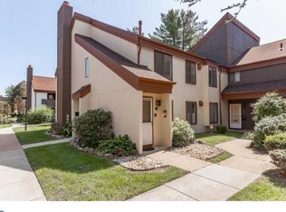 5025 S Convent Ln APT L, Philadelphia, PA 19114