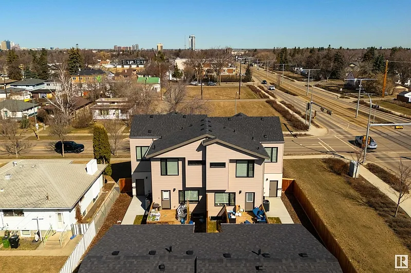 2 bed, 1.0 bath, $1,100 — Photo 1