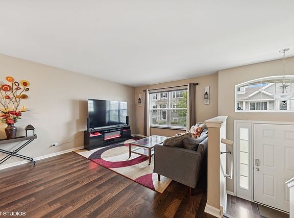 4th image of 1074 Piccolo Ln #1074