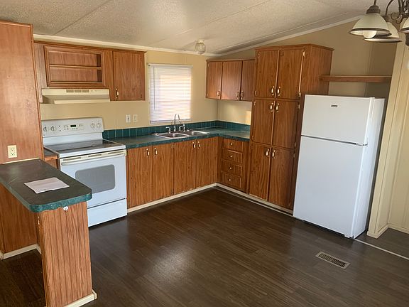 3rd image of 138 Mapleview Dr Lot 40