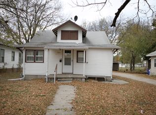1704 N Jefferson St, Junction City, KS 66441