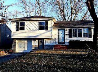 4819 N Sycamore Ave, Kansas City, MO 64119