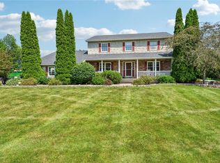 6835 Knowlesville Rd, Oakfield, NY 14125