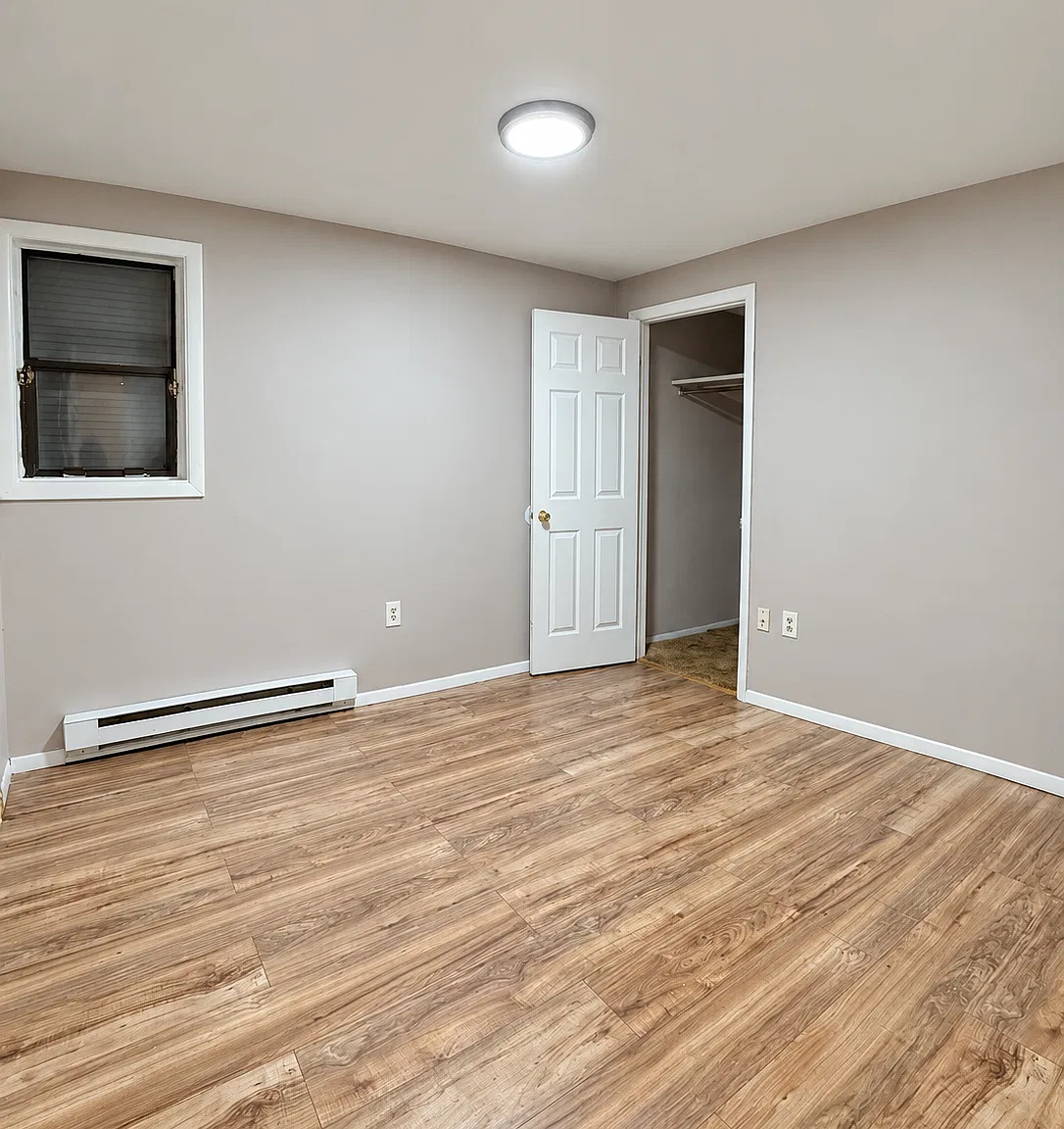 2 bed, 750 sqft, $1,050 — Photo 3