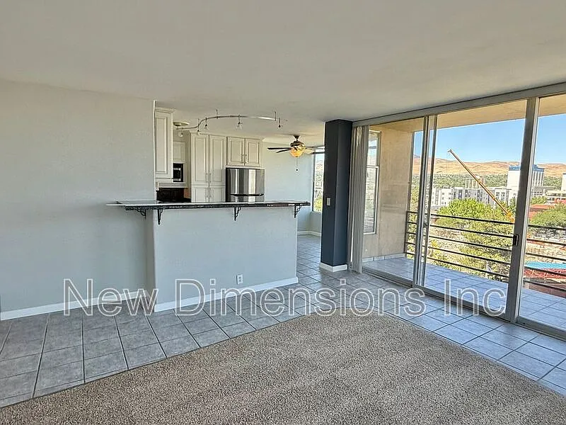 1 bed, 1.5 bath, 966 sqft, $1,750 — Photo 2
