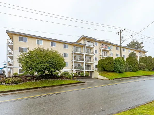 380 Brae Rd #401, Duncan, BC V9L 3T8