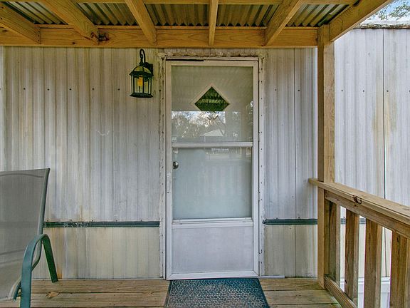 5th image of 29811 Sweetwater St