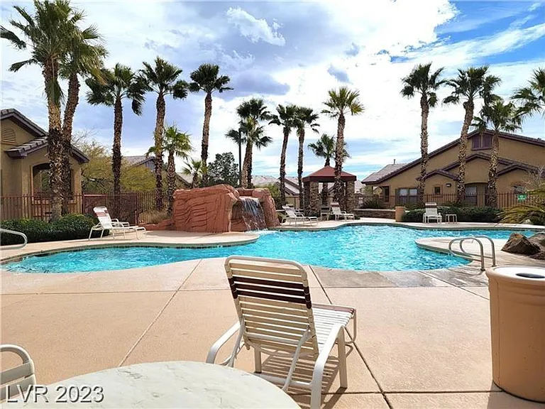 8250 N Grand Canyon Dr #1116 — Photo 30