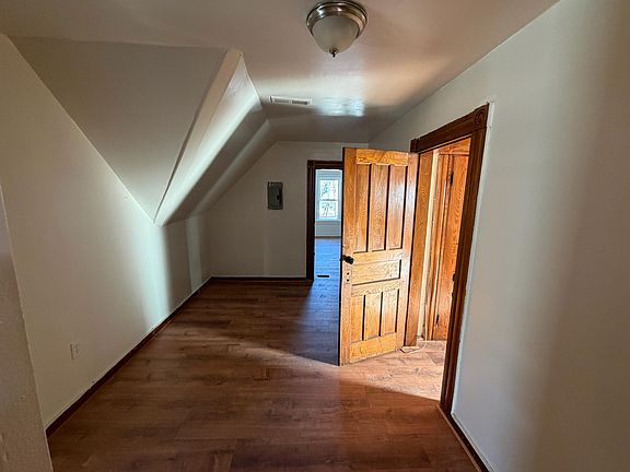5th image of 1315 Park Ave