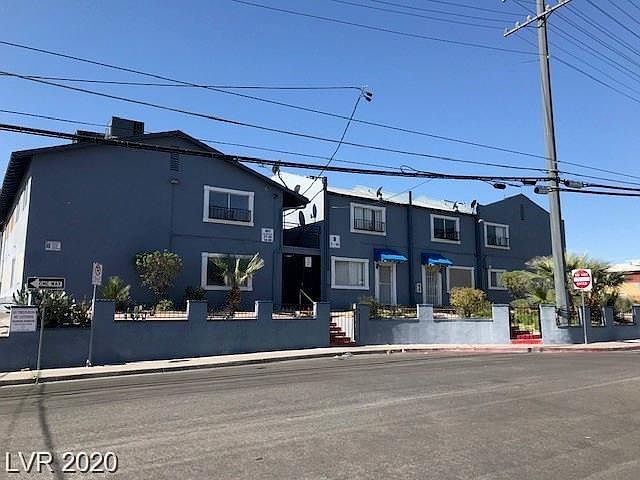 1st image of 501 Maryland Pkwy #B20