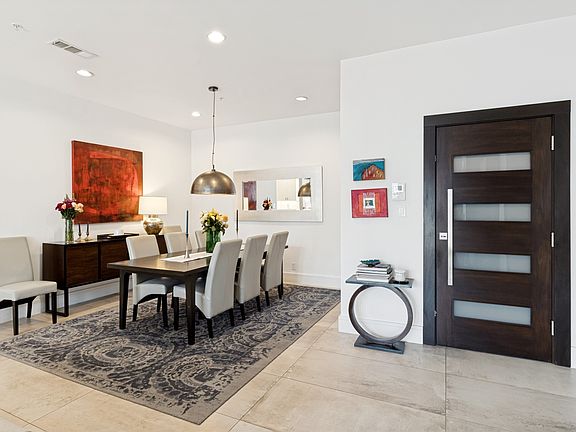 4th image of 2848 Woodside St #7D