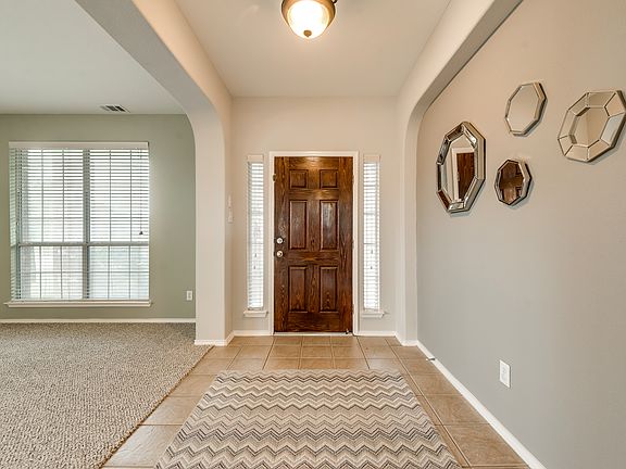 5th image of 9720 Wyndbrook Dr