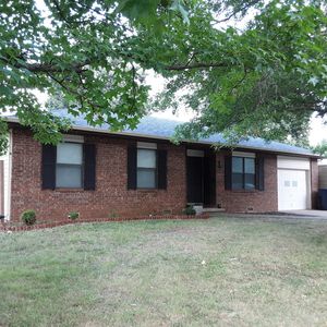 102 S Basswood Avenue, Republic, MO, 65738