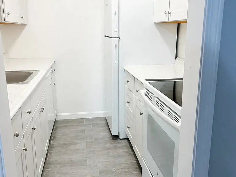 145 Broad St #18 — Photo 5