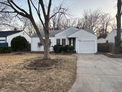 2955 E Glen Oaks Dr, Wichita, KS, 67216
