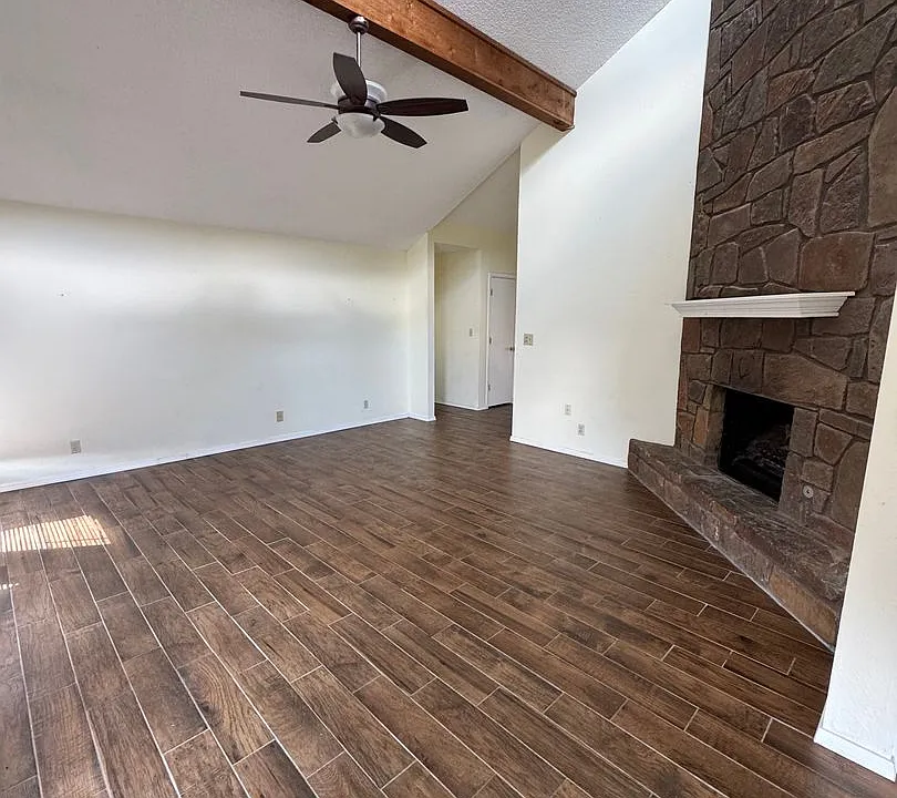 4515 W Princeton Pl