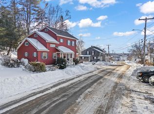 21 Lobster Cove Rd, Boothbay Harbor, ME 04538