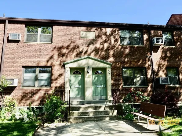 57-43 246 Crescent #upper, Douglaston, NY 11362