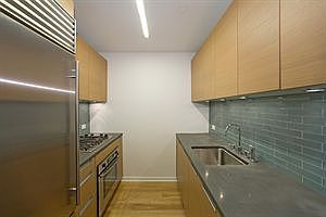 5th image of 310 W 52nd St APT 31A