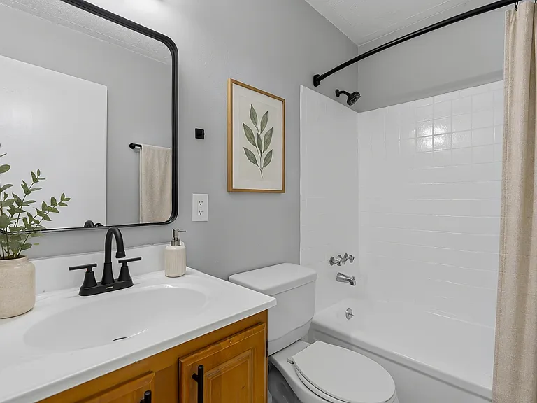 The Reserve @ BLU Townhomes — Photo 10