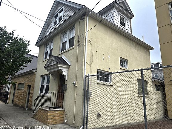 4th image of 119-121 Montgomery Ave