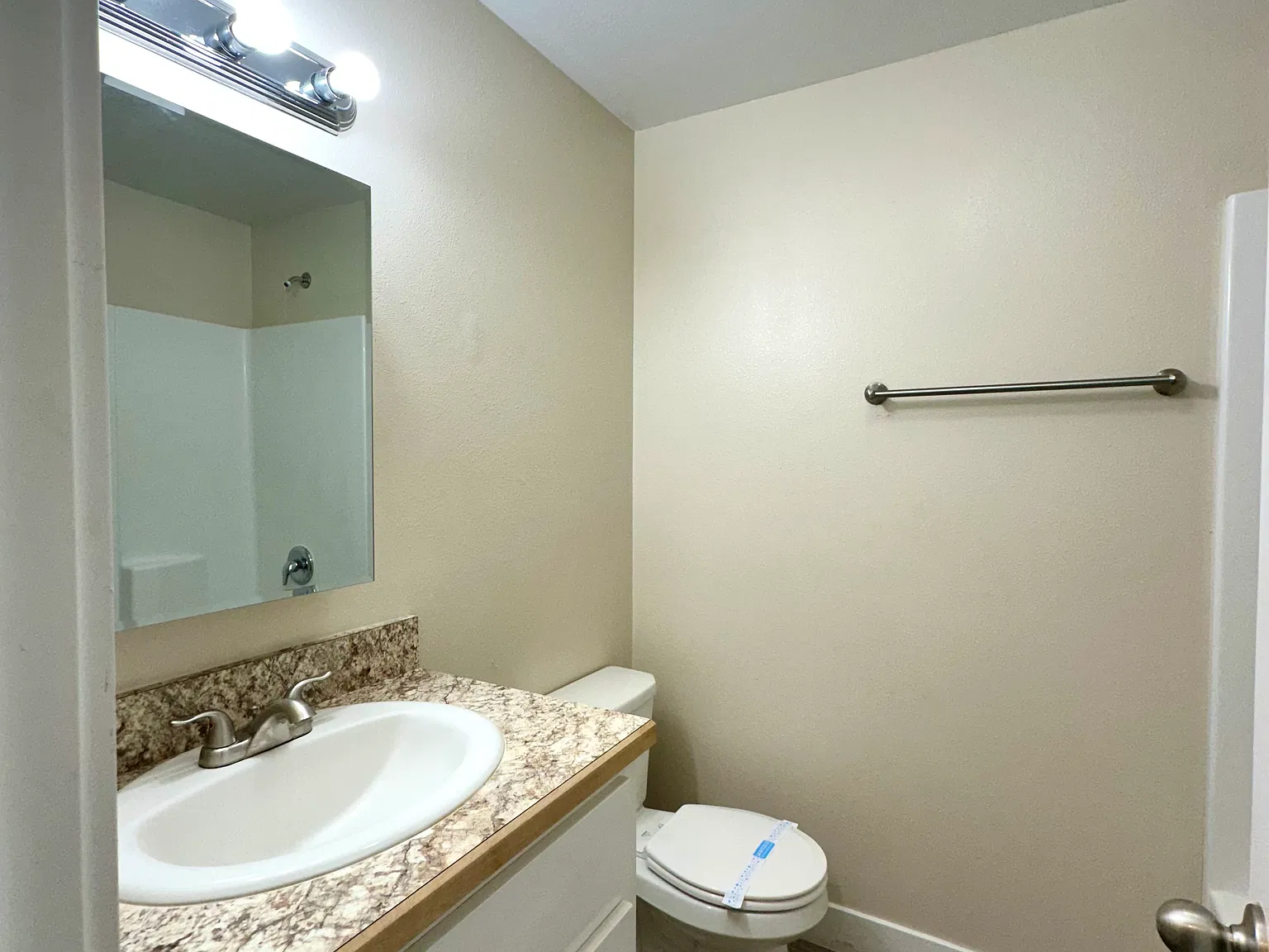 2 bed, 832 sqft, $1,395 — Photo 4