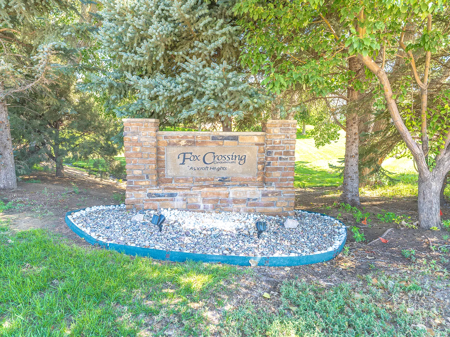 3 bed, 1303 sqft, $1,950 — Photo 1
