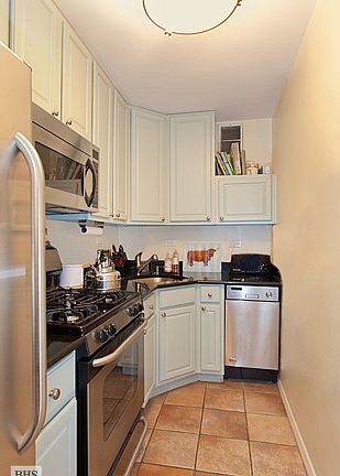 4th image of 10 W 15th St APT 508