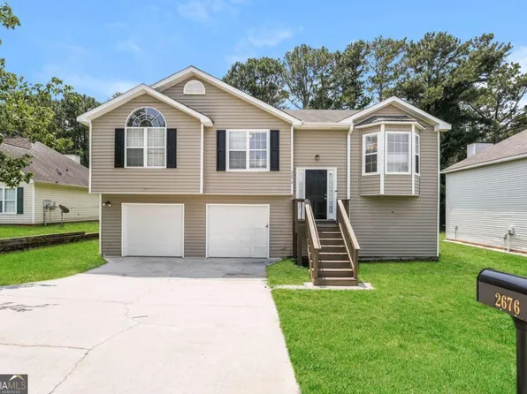 2676 Field Spring Dr, Lithonia, GA 30058