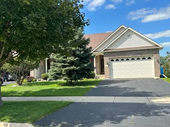 29 E South Ave Unit B, Cortland, IL 60112