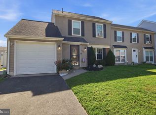 6691 Pickwick Ct, Bensalem, PA 19020