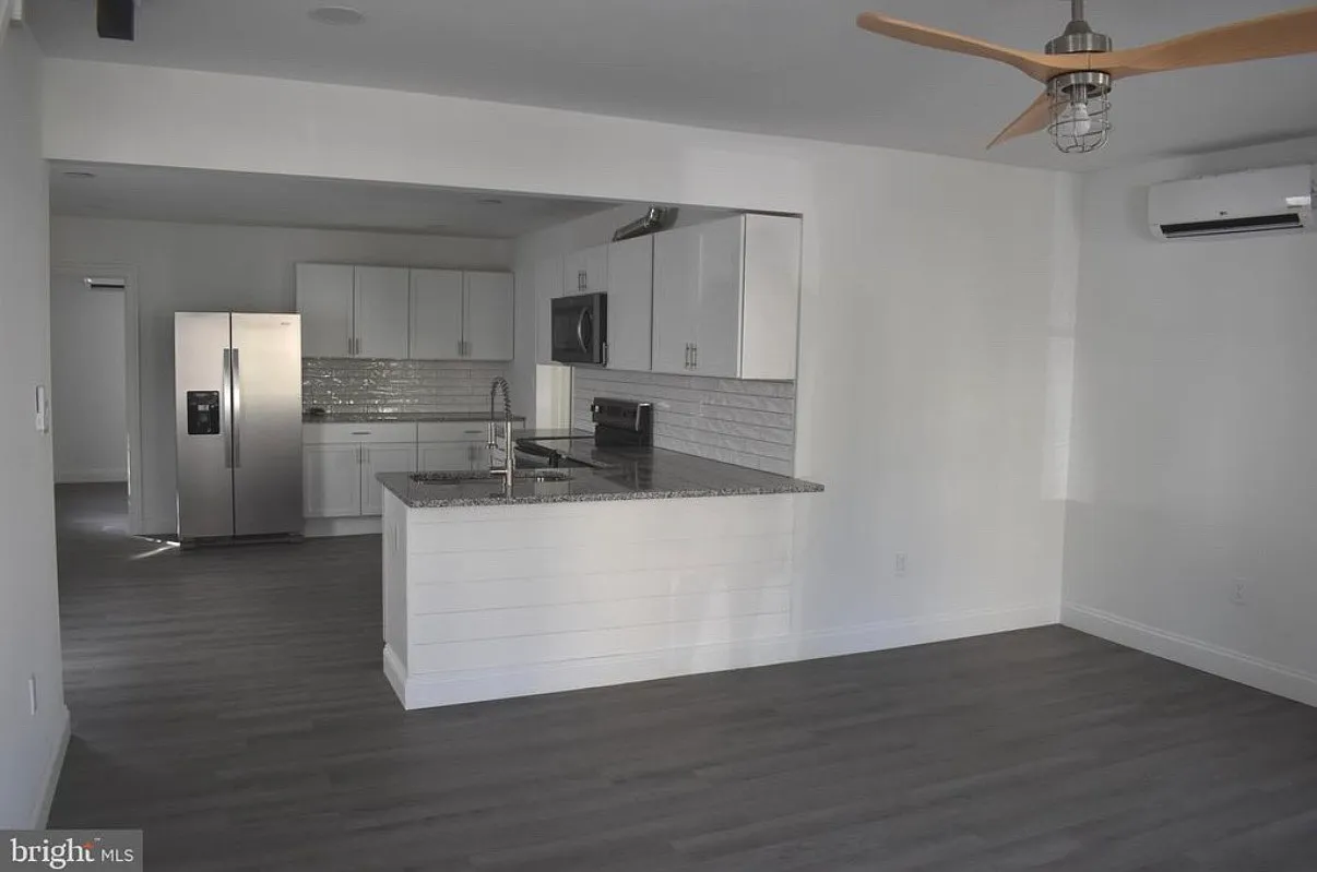 3 bed, 1531 sqft, $2,500 — Photo 2