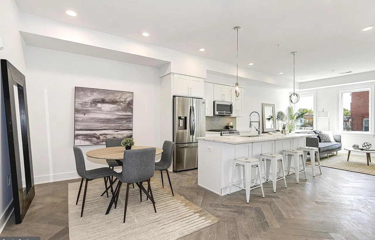 2 bed, 1089 sqft, $3,500 — Photo 1