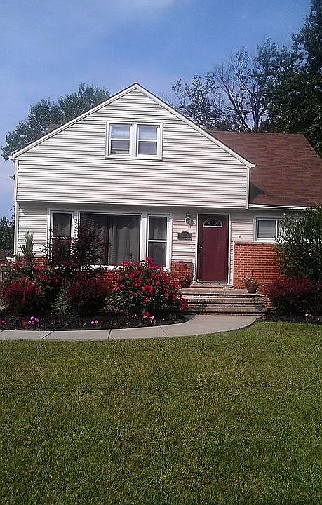 1st image of 378 Fairway Blvd